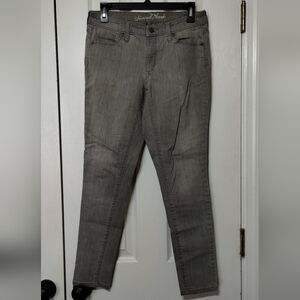 Universal Thread Gray Mid Rise Skinny Jeans | Size 4/27R